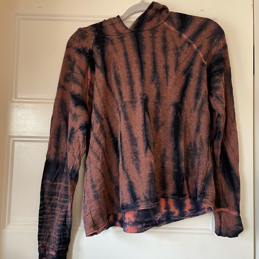 Sundry navy and rust tie dye hoodie